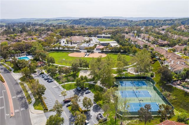 69 Fuente, Rancho Santa Margarita, CA 92688