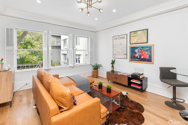 1030 Bush Street 3, San Francisco, CA 94109