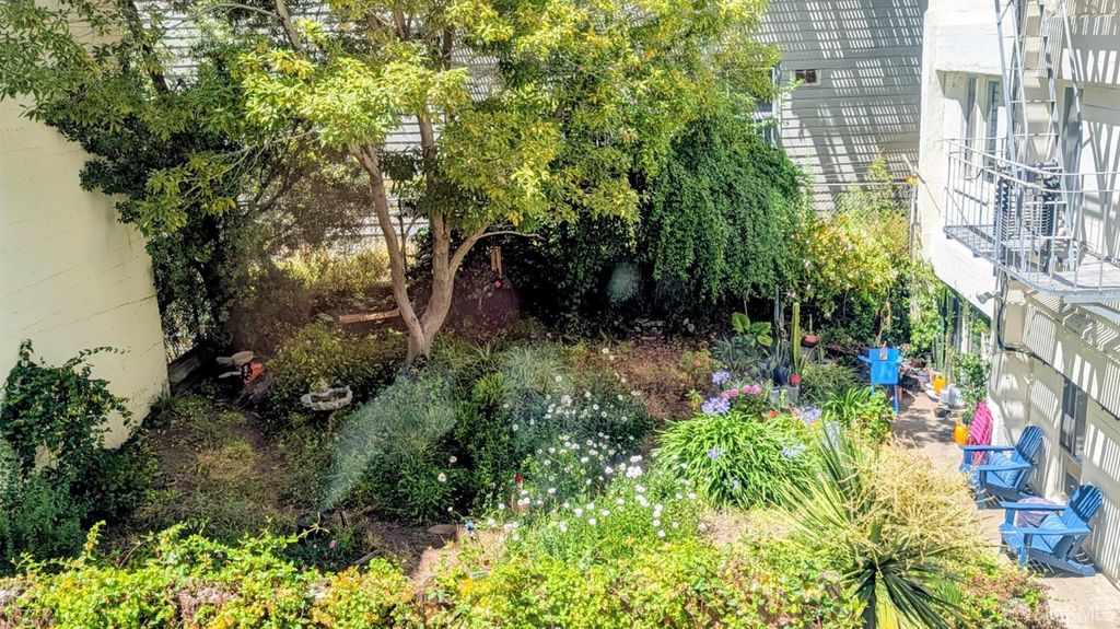 1030 Bush Street 3, San Francisco, CA 94109