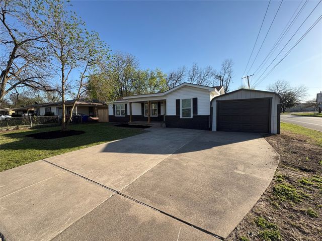 2401 S 26th Street, Waco, TX 76706