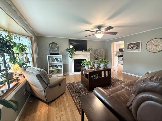 131 Glen Meadows Drive, Pawtucket, RI 02861