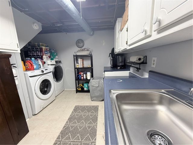 131 Glen Meadows Drive, Pawtucket, RI 02861