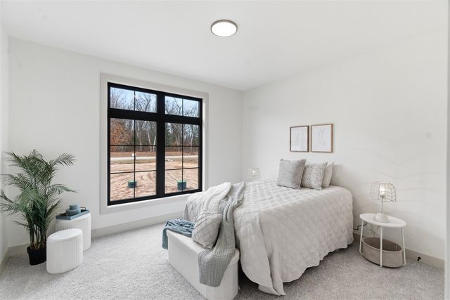 61121 Airpark Lane, Mattawan, MI 49071