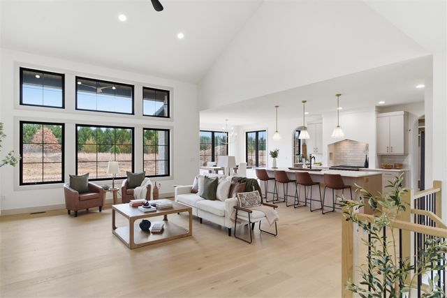 61121 Airpark Lane, Mattawan, MI 49071