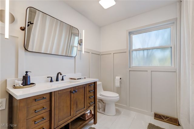 6405 Stafford Drive, North Olmsted, OH 44070