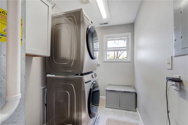 6405 Stafford Drive, North Olmsted, OH 44070