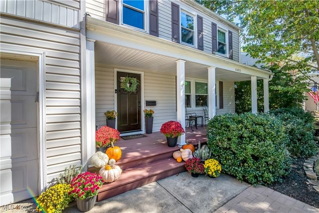 6405 Stafford Drive, North Olmsted, OH 44070