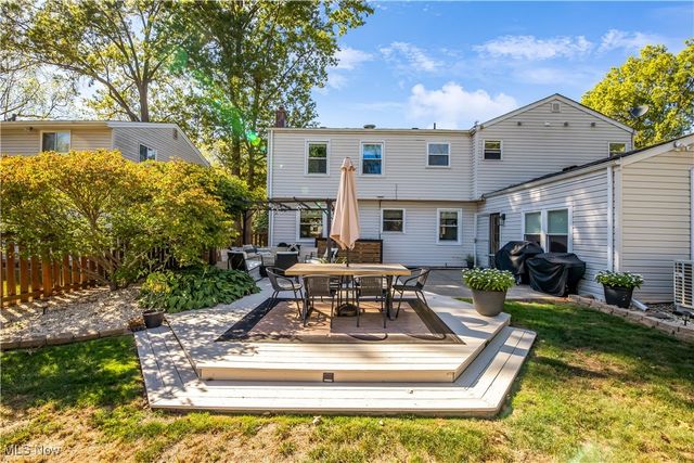 6405 Stafford Drive, North Olmsted, OH 44070