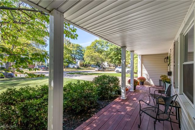 6405 Stafford Drive, North Olmsted, OH 44070