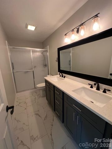 2774 Woodridge Drive E-1, Fort Mill, SC 29715