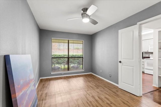 3801 Menchaca RD 42, Austin, TX 78704