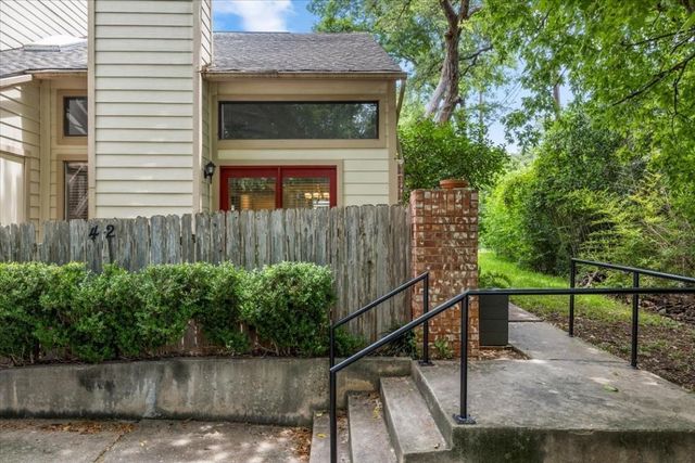 3801 Menchaca RD 42, Austin, TX 78704
