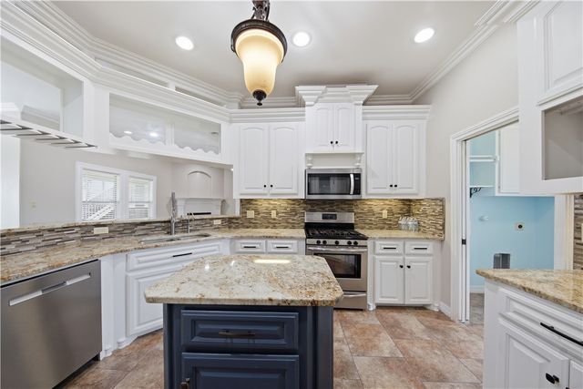 3817 Kangaroo Ct, Corpus Christi, TX 78414