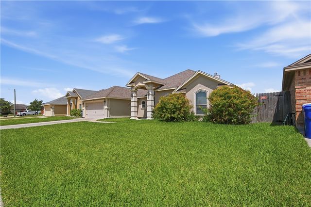 3817 Kangaroo Ct, Corpus Christi, TX 78414