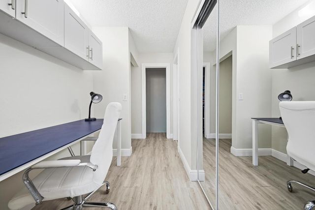 9440 SW 8th Street 314, Boca Raton, FL 33428