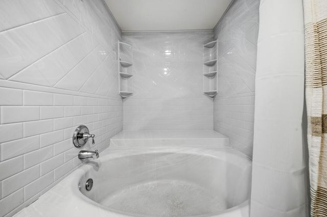 9440 SW 8th Street 314, Boca Raton, FL 33428