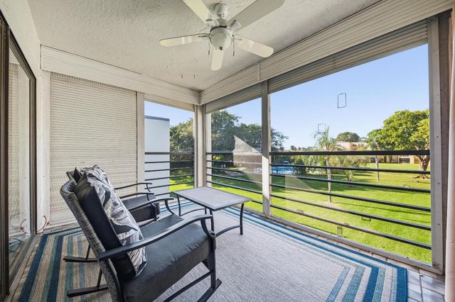 9440 SW 8th Street 314, Boca Raton, FL 33428