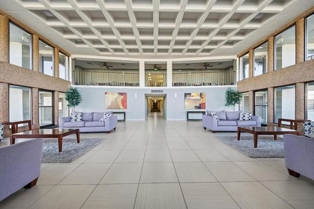 9440 SW 8th Street 314, Boca Raton, FL 33428