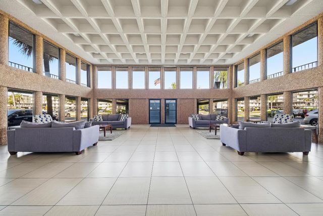 9440 SW 8th Street 314, Boca Raton, FL 33428