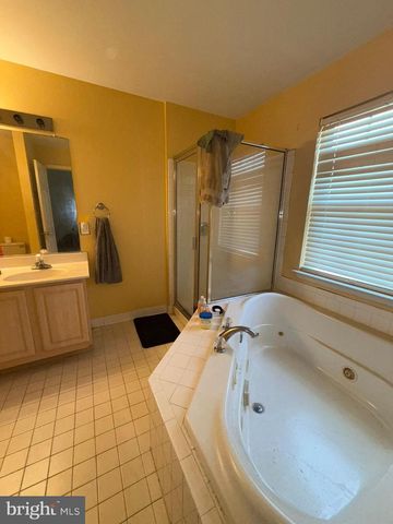 1409 ESTELLE DR, Oxon Hill, MD 20745