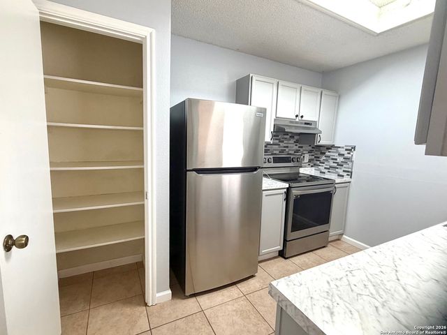 3502 cameron, San Antonio, TX 78244