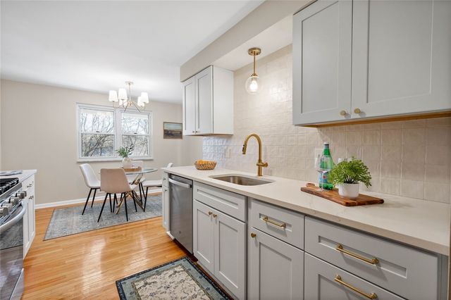 402 Forest Ridge Drive, Forest Hills Boro, PA 15221