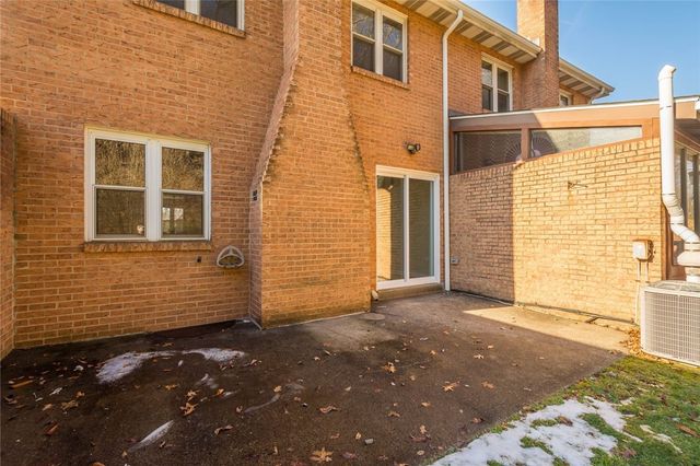 402 Forest Ridge Drive, Forest Hills Boro, PA 15221