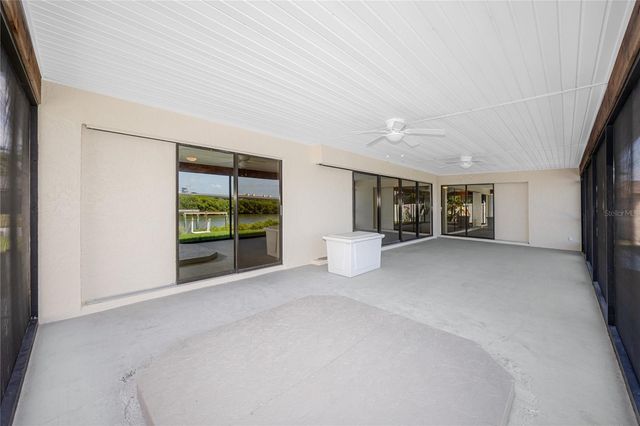 8046 BAYHAVEN DRIVE, Seminole, FL 33776