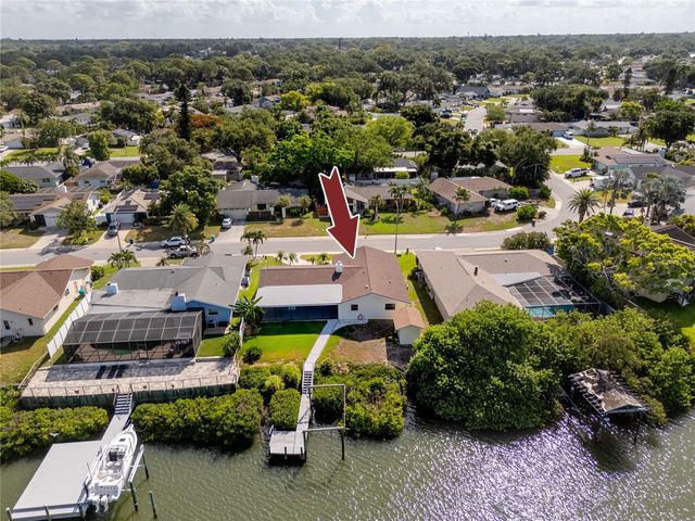 8046 BAYHAVEN DRIVE, Seminole, FL 33776