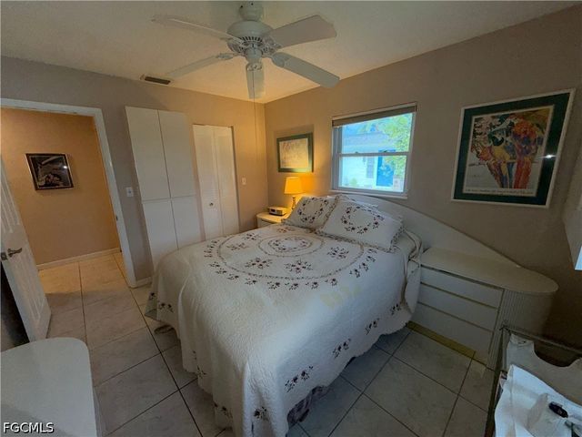 25 Temple CT, Lehigh Acres, FL 33936