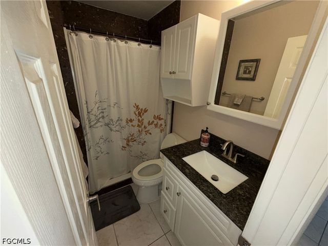 25 Temple CT, Lehigh Acres, FL 33936