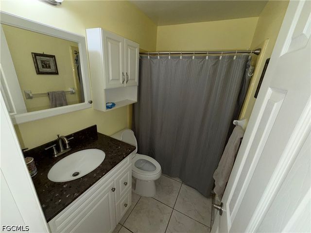 25 Temple CT, Lehigh Acres, FL 33936
