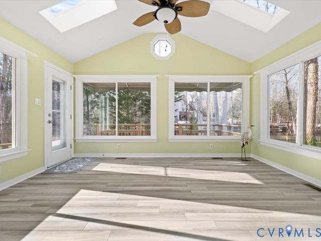 15016 Walnut Bend Rd, Midlothian, VA 23112