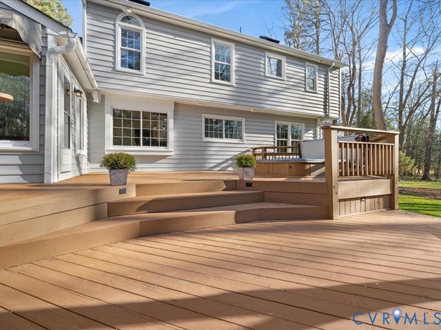 15016 Walnut Bend Rd, Midlothian, VA 23112