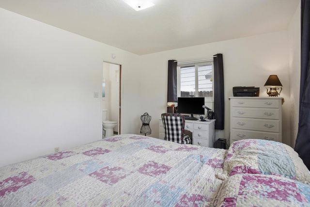 3021 Stanton Cir, Carmichael, CA 95608