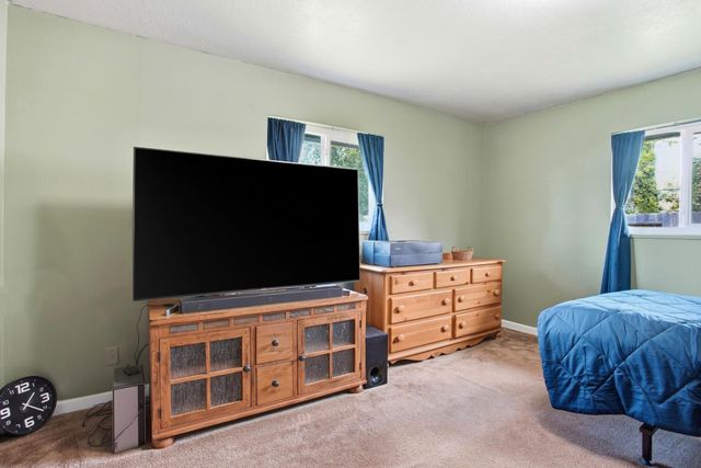 3021 Stanton Cir, Carmichael, CA 95608