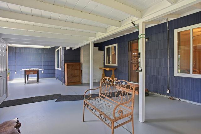 3021 Stanton Cir, Carmichael, CA 95608