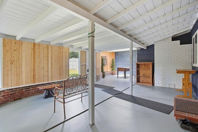 3021 Stanton Cir, Carmichael, CA 95608