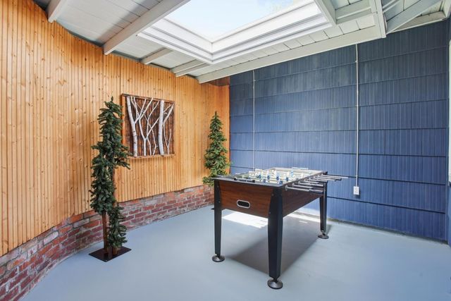 3021 Stanton Cir, Carmichael, CA 95608