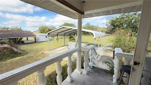 2105 VICKERY LANE, Dover, FL 33527