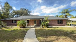 2105 VICKERY LANE, Dover, FL 33527