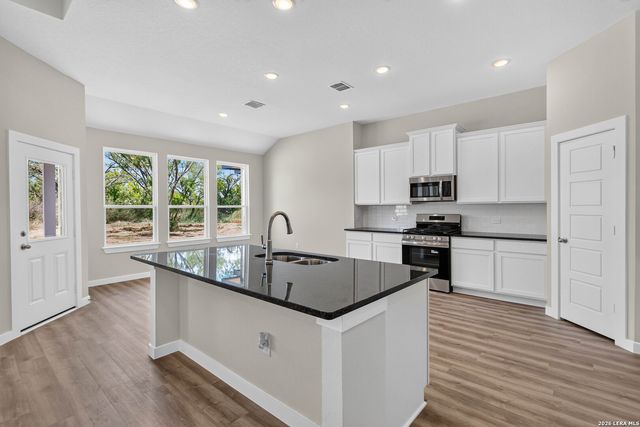 22221 JORDANS PL, San Antonio, TX 78264