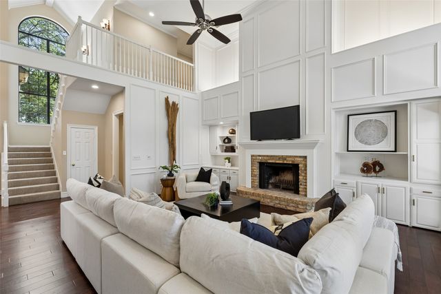 4315 Shadow Glen Drive, Dallas, TX 75287