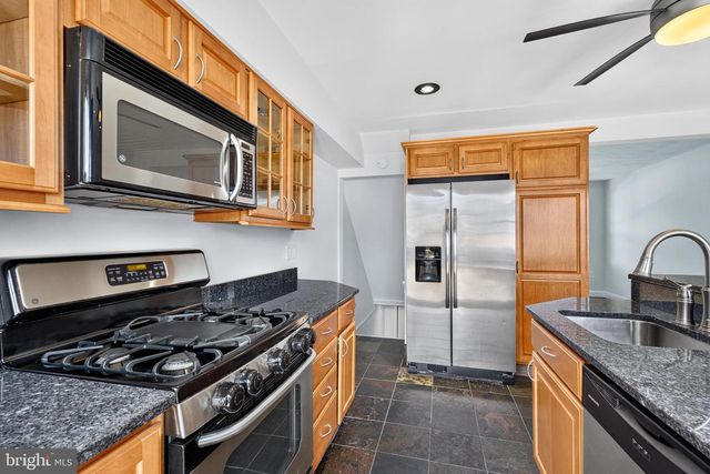 2814 MOORGATE RD, Dundalk, MD 21222