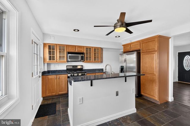 2814 MOORGATE RD, Dundalk, MD 21222