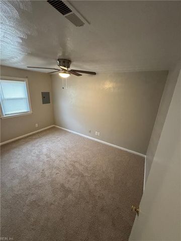 504 Ashlawn Dr Apt 4, Norfolk, VA 23505