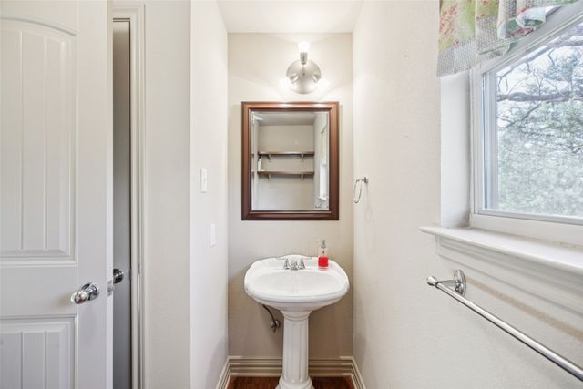 378 Eastshore Drive, Wills Point, TX 75169