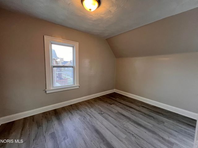 1511 Upton Avenue, Toledo, OH 43607