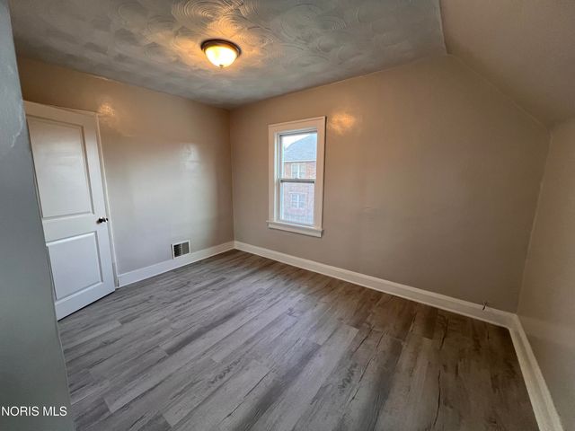 1511 Upton Avenue, Toledo, OH 43607