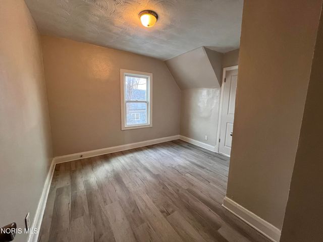 1511 Upton Avenue, Toledo, OH 43607